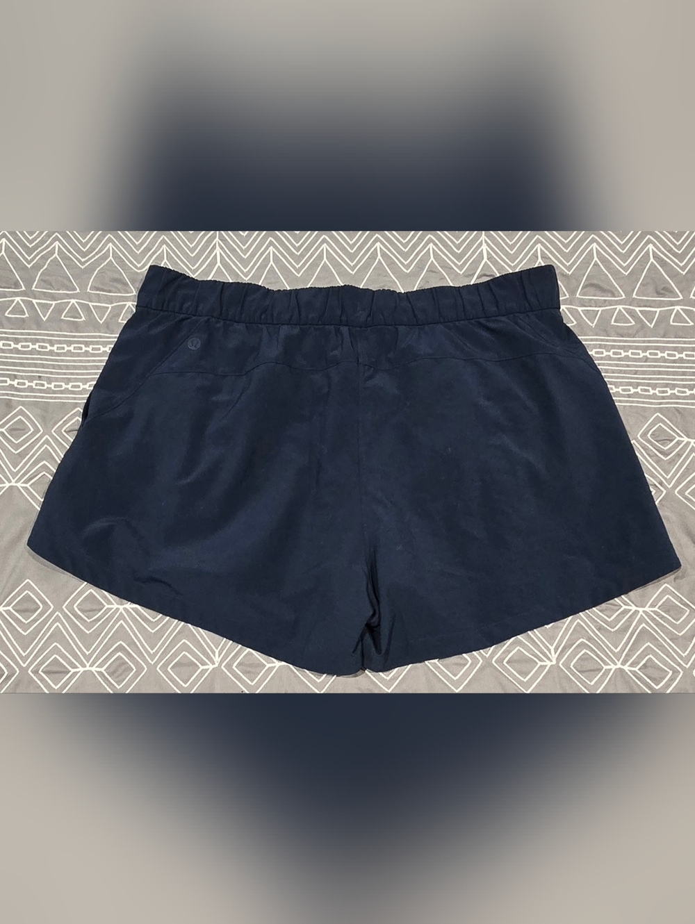 Lululemon Stroll At Sundown Shorts In Navy Size 10 - Picture 4 of 7